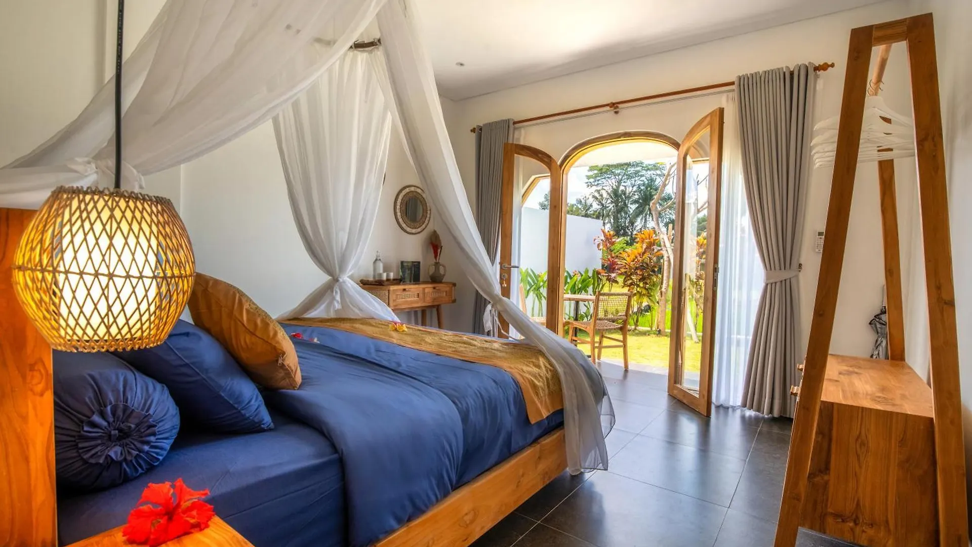 Zango - Fieldside Luxe 4Br Villa In Ubud