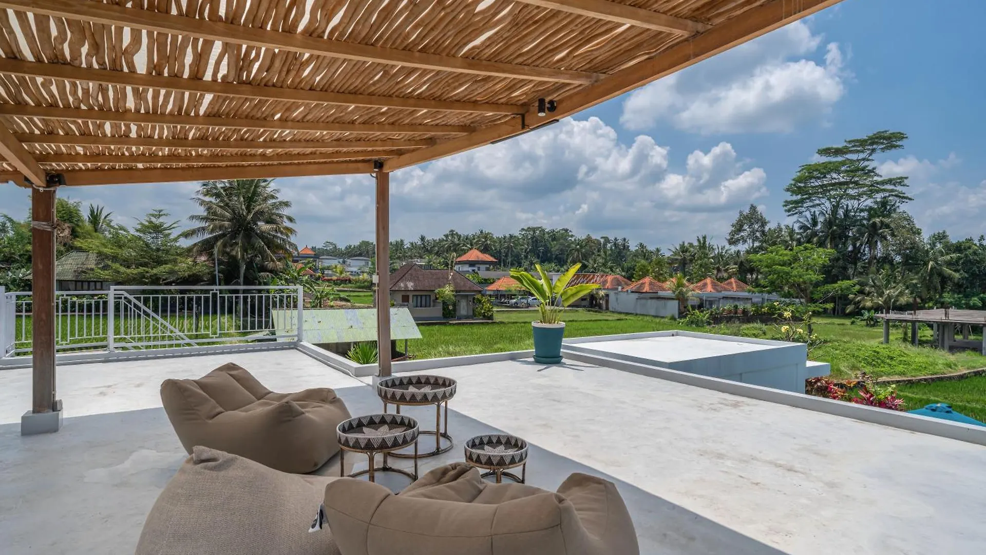 Zango - Fieldside Luxe 4Br Villa In Ubud