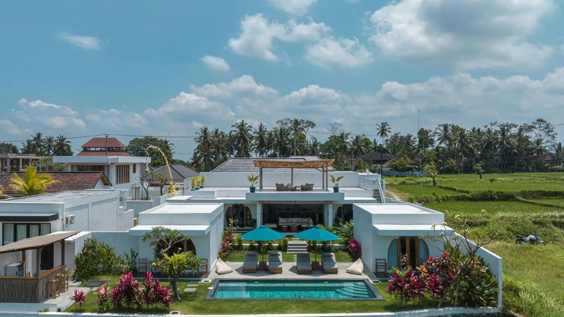 Zango - Fieldside Luxe 4Br Villa In Ubud